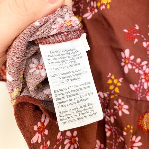 Madewell Tie-Sleeve Wrap Top - Picture 10 of 10